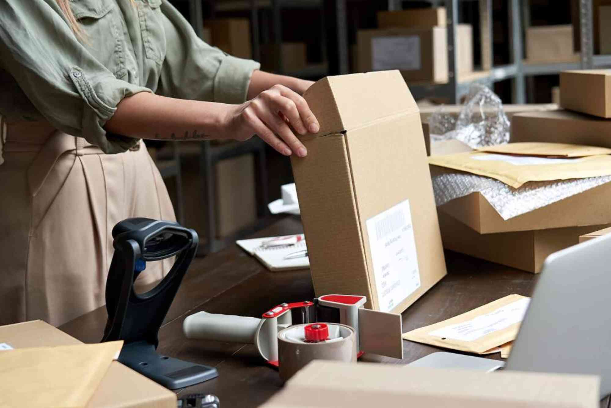 How Custom Kraft Boxes Improve Product Safety During Shipping.