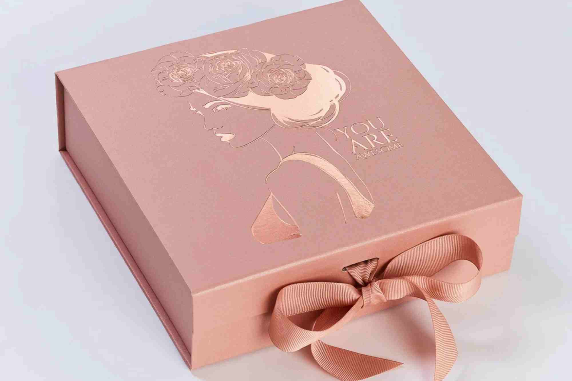 Why Gold Foil Packaging Is Ideal For Corporate Gifting Solutions